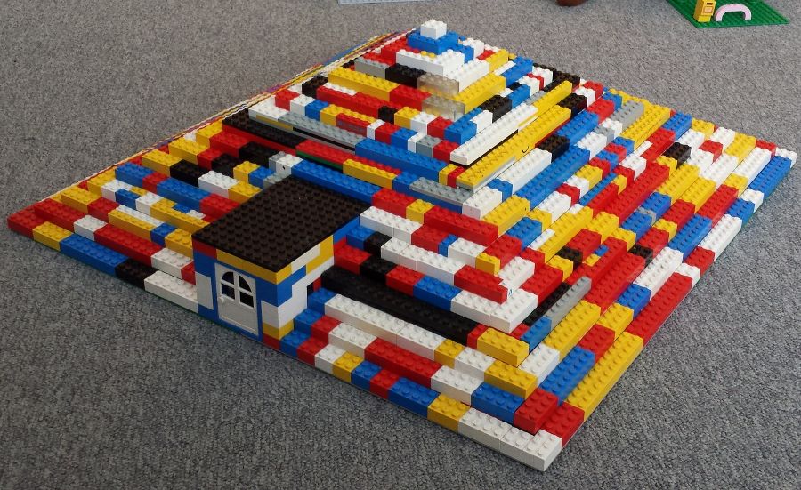 "Legopyramide"